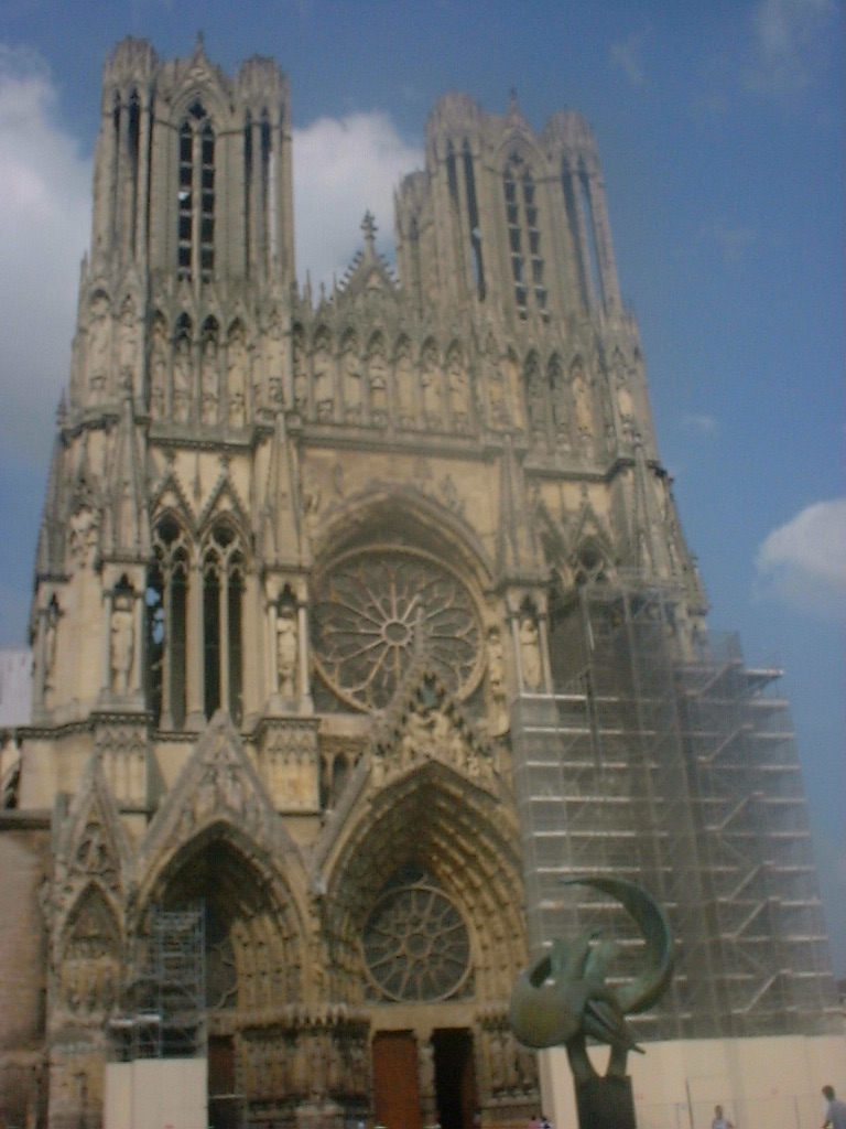 Photo of the cathedral in Reims