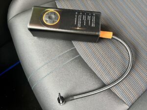 A photo of the Higoom cordless car air pump